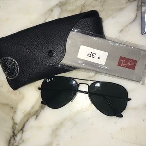 Polarized Ray Ban Aviators. NEW CONDITION